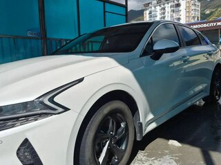 2021 Kia K5 III, белый, 2200000 рублей, вид 3