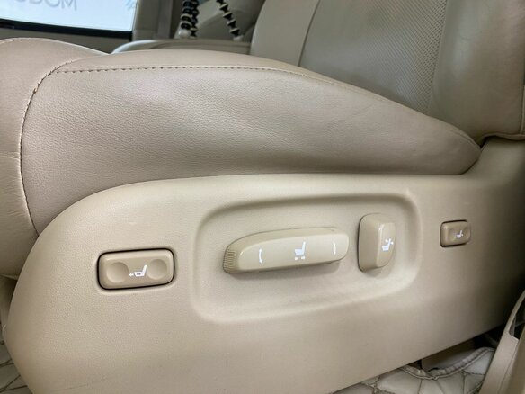 2008 Lexus LX 570 III, серый - вид 15