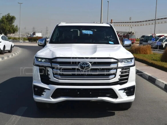 2026 Toyota Land Cruiser 300 Series, белый, 12200000 рублей - вид 4