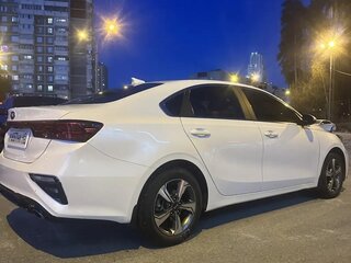 2020 Kia Cerato IV, белый, 2200000 рублей, вид 3