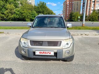 2008 Mitsubishi Pajero IV, бежевый, 1350000 рублей, вид 1
