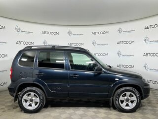 2018 Chevrolet Niva I Рестайлинг, чёрный, 779900 рублей, вид 4