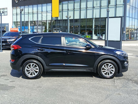 2017 Hyundai Tucson III, чёрный, 1716000 рублей, вид 5