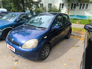 1999 Toyota Vitz I (P10), синий, 299000 рублей, вид 1