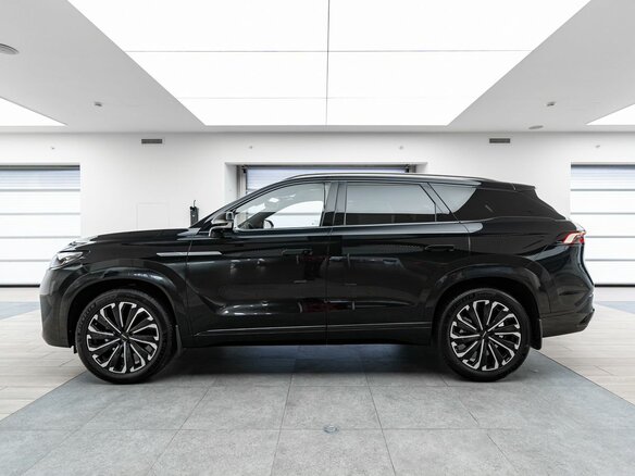 2026 Jaecoo J8, чёрный, 4645000 рублей - вид 2