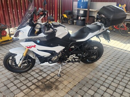 2015 BMW S 1000 XR, белый, 850000 рублей, вид 3