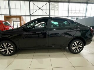 2026 Lada (ВАЗ) Vesta I Рестайлинг (NG), чёрный, 2015000 рублей, вид 4