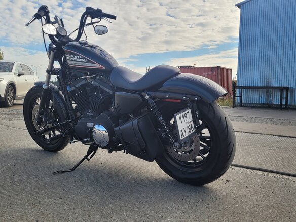 2012 Harley-Davidson Sportster 883, чёрный, 780000 рублей - вид 6