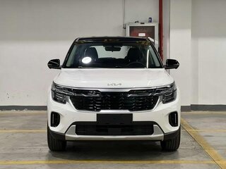 2025 Kia Seltos I Рестайлинг, белый, 2000000 рублей, вид 2