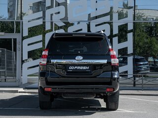 2014 Toyota Land Cruiser Prado 4-speed 150 Series Рестайлинг 1, чёрный, 3250000 рублей, вид 4