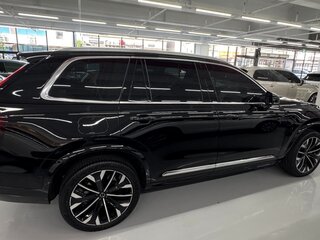 2026 Volvo XC90 B6 II Рестайлинг 2, чёрный, 9290000 рублей, вид 3