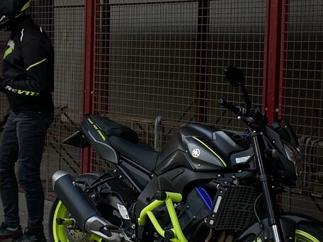 2013 Yamaha FZ8, серый, 530000 рублей, вид 2