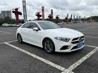 2023 Mercedes-Benz A-Класс 180 Long IV (W177) Рестайлинг, белый, 1990000 рублей, вид 3