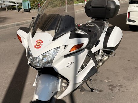 2006 Honda ST 1300, белый, 700000 рублей, вид 2