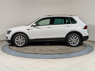 2020 Volkswagen Tiguan II, белый, 2549500 рублей, вид 5