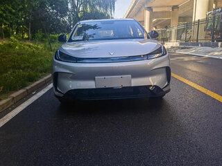 2025 Arcfox T1 42.3 kWh, серебристый, 1500999 рублей, вид 1