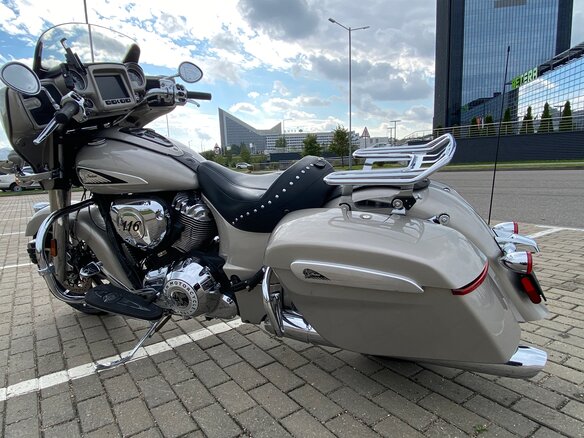 2021 Indian Chieftain, серебристый, 1499000 рублей - вид 19