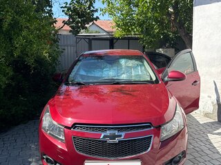 2010 Chevrolet Cruze I, красный, 900000 рублей, вид 5