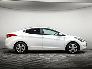 2013 Hyundai Elantra V (MD) Рестайлинг, белый, 810000 рублей, вид 4