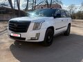 2016 Cadillac Escalade IV, белый, 3200000 рублей