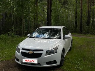 2012 Chevrolet Cruze I, белый, 750000 рублей, вид 2