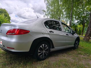 2013 Peugeot 408 I, серебристый, 400000 рублей, вид 3