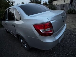 2014 Lada (ВАЗ) Granta I, серебристый, 630000 рублей, вид 4