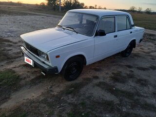 2003 Lada (ВАЗ) 2105, белый, 65000 рублей, вид 1