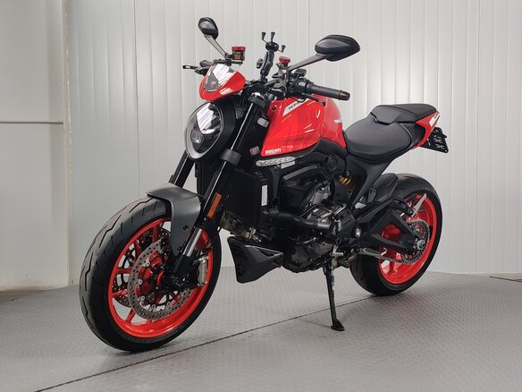 2021 Ducati Monster 937, красный, 819000 рублей - вид 3