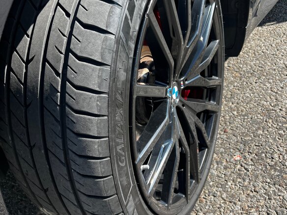 2021 BMW X5 40i IV (G05/G18), чёрный, 6990000 рублей - вид 10