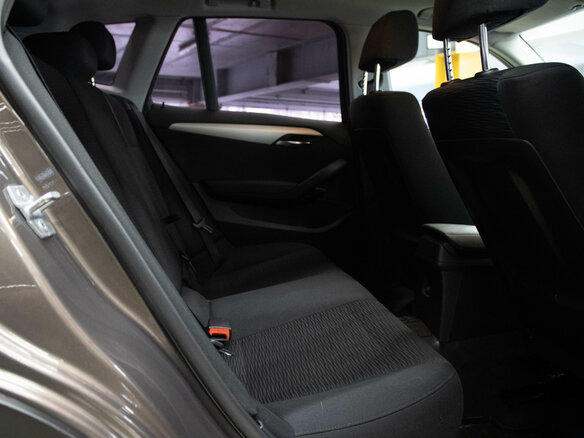 2013 BMW X1 20d I (E84) Рестайлинг, коричневый - вид 10