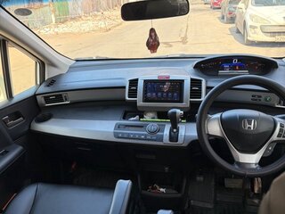 2012 Honda Freed I Рестайлинг, белый, 1150000 рублей, вид 4