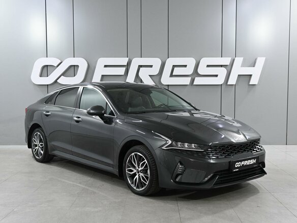 2021 Kia K5 III, серый