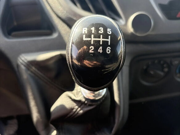 2021 Ford Transit, белый, 1520000 рублей - вид 10