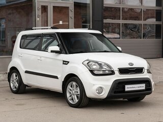 2013 Kia Soul I Рестайлинг, белый, 745000 рублей, вид 3