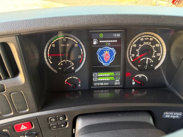 2010 Scania G-series, красный - вид 9