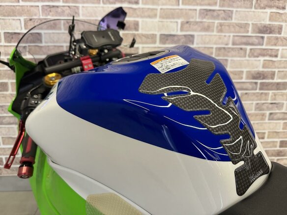 2024 Kawasaki ZX-6 Ninja, белый, 1295000 рублей - вид 15