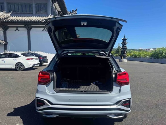 2022 Audi Q2 L 35 TFSI I Рестайлинг, серый, 1740005 рублей - вид 10
