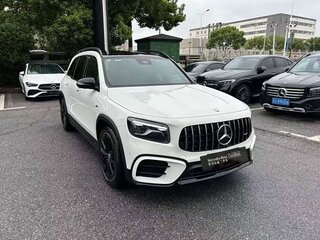 2026 Mercedes-Benz GLB AMG 35 AMG I (X247) Рестайлинг, белый, 6656225 рублей, вид 2