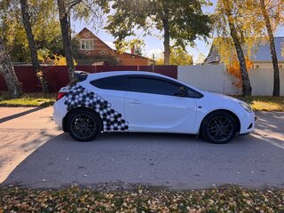 2014 Opel Astra GTC J Рестайлинг, белый, 730000 рублей, вид 4