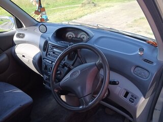 2001 Toyota FunCargo, серый, 300000 рублей, вид 4