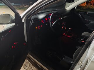 2006 Volkswagen Passat B6, серебристый, 430000 рублей, вид 4