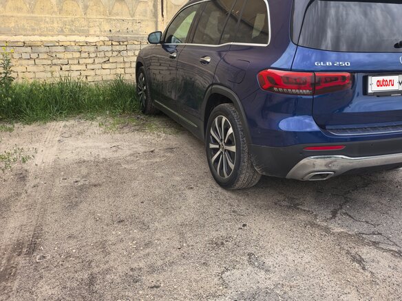 2020 Mercedes-Benz GLB 250 I (X247), синий, 4250000 рублей - вид 5