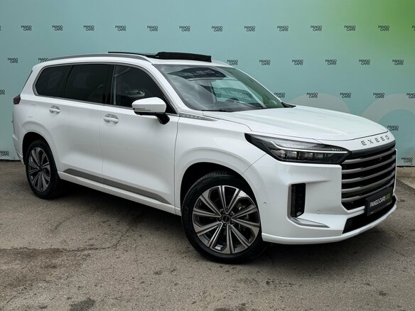 2024 Exeed VX I Рестайлинг, белый, 3495000 рублей