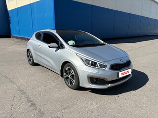 2016 Kia Ceed II Рестайлинг, серебристый, 1350000 рублей, вид 3