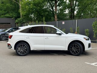 2024 Audi Q5 Sportback 45 TFSI I (FY), белый, 4450000 рублей, вид 3