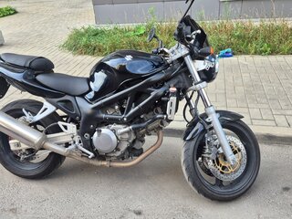 Suzuki SV 400