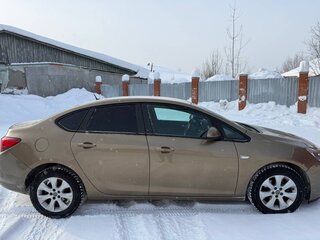 2013 Opel Astra J Рестайлинг, бежевый, 750000 рублей, вид 5