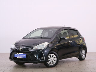 2018 Toyota Vitz III (XP130) Рестайлинг 2, чёрный, 889000 рублей, вид 3
