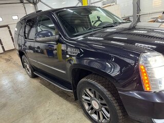 2010 Cadillac Escalade III, чёрный, 2500000 рублей, вид 2